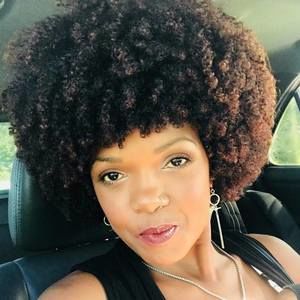 Meet your Posher, Erica